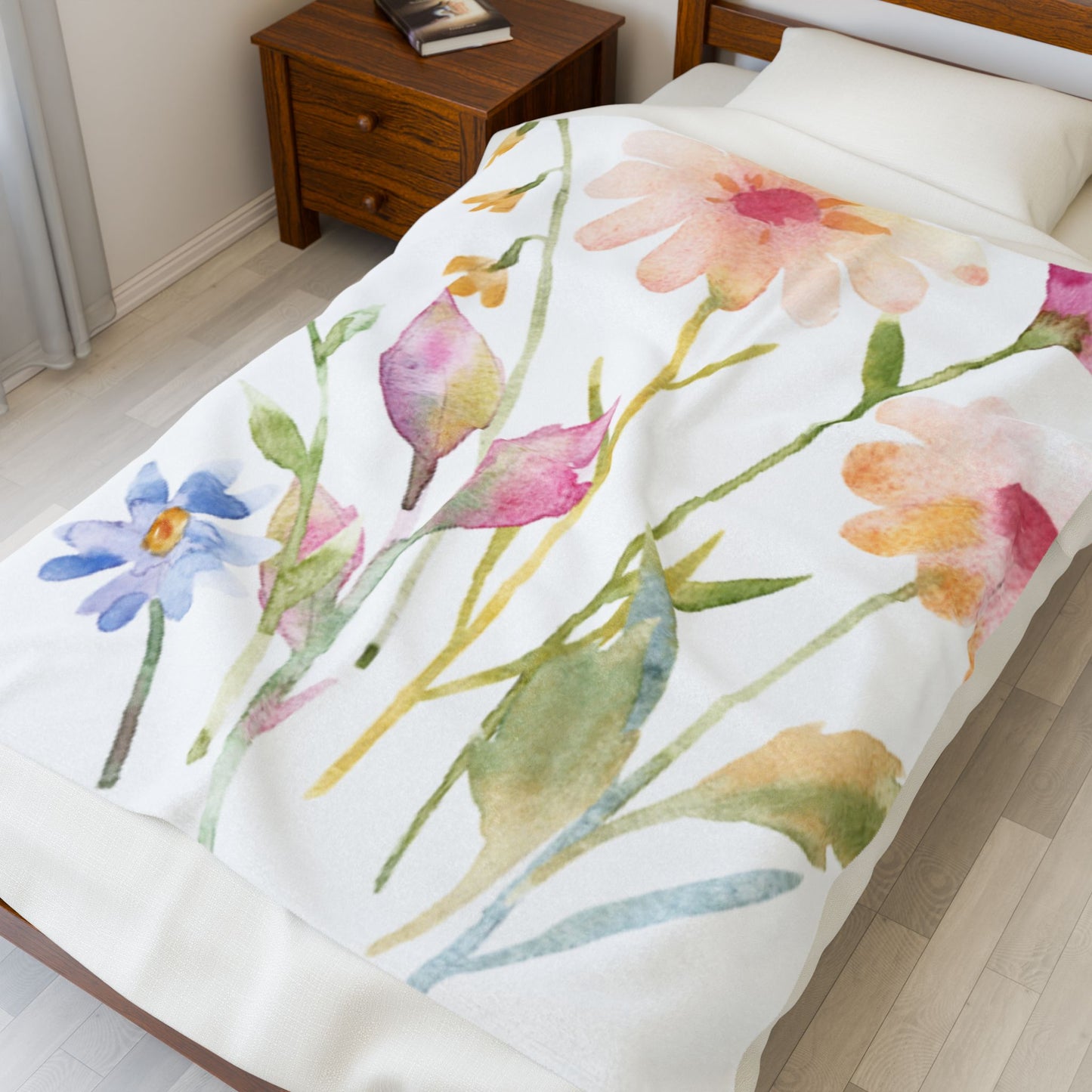 Floral Velveteen Plush Blanket - Cozy Springtime Decor for Home